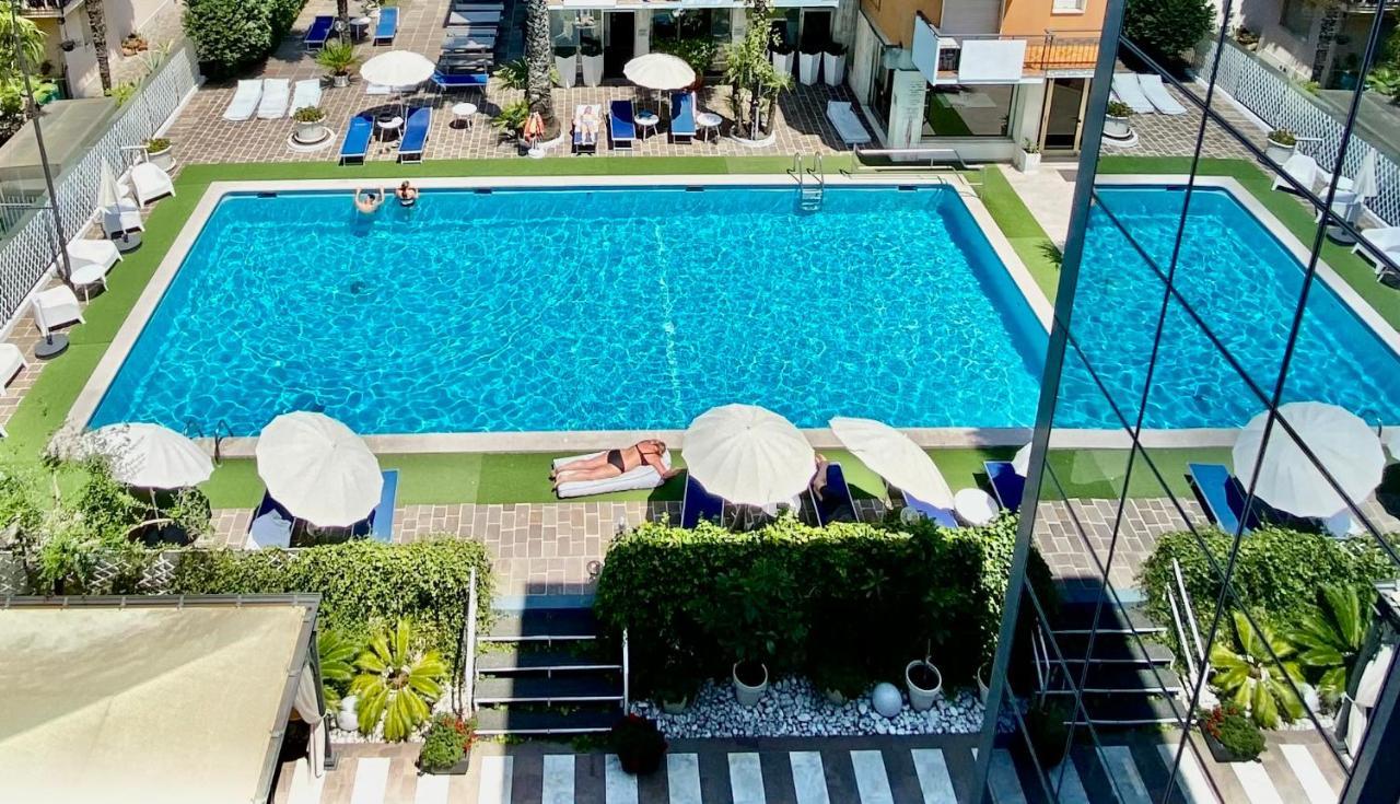 Hotel La Perla Riva del Garda Kültér fotó