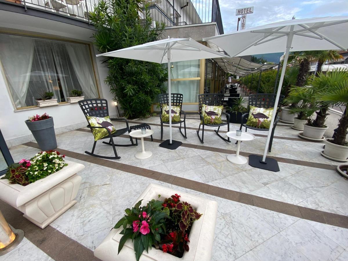 Hotel La Perla Riva del Garda Kültér fotó