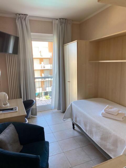 Hotel La Perla Riva del Garda Kültér fotó