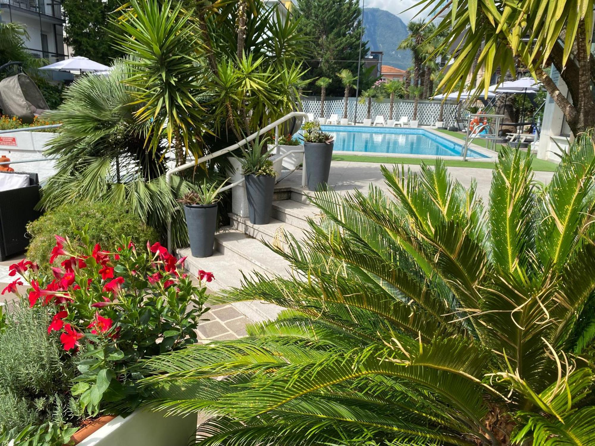 Hotel La Perla Riva del Garda Kültér fotó