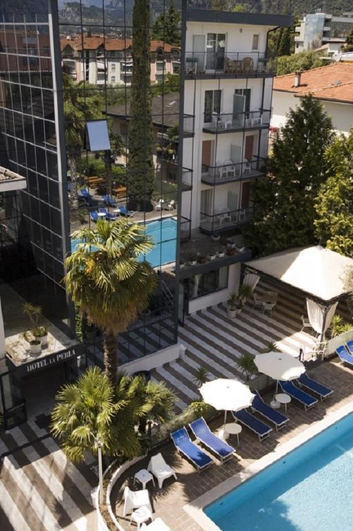 Hotel La Perla Riva del Garda Kültér fotó