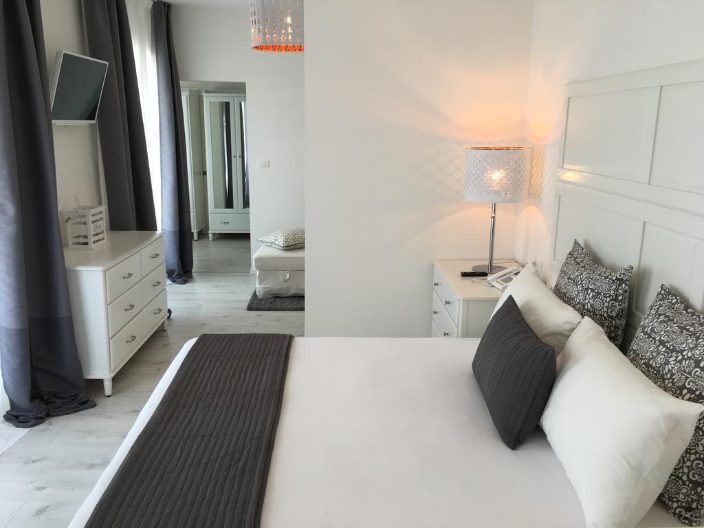 Hotel La Perla Riva del Garda Kültér fotó