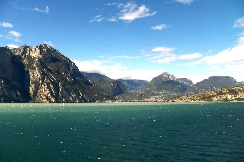 Hotel La Perla Riva del Garda Kültér fotó
