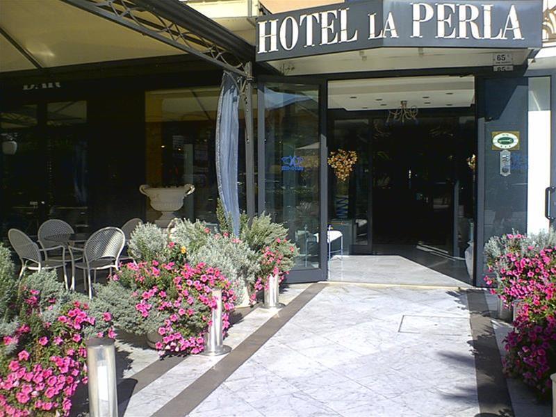 Hotel La Perla Riva del Garda Kültér fotó