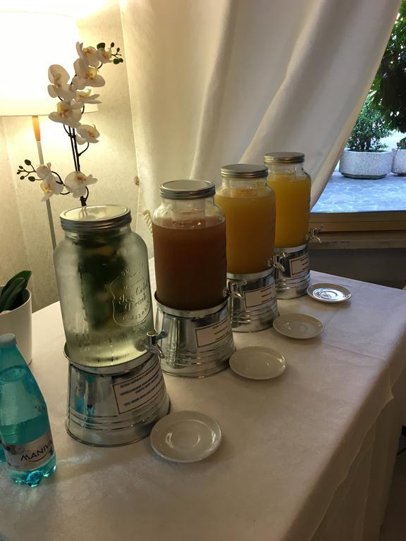 Hotel La Perla Riva del Garda Kültér fotó